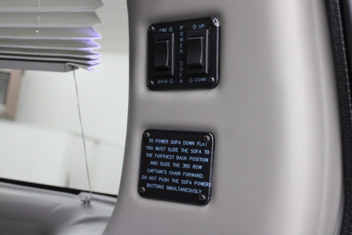 Used 2025 Chevrolet Express 2500 Extended w/ Driver Convenience Package image 10