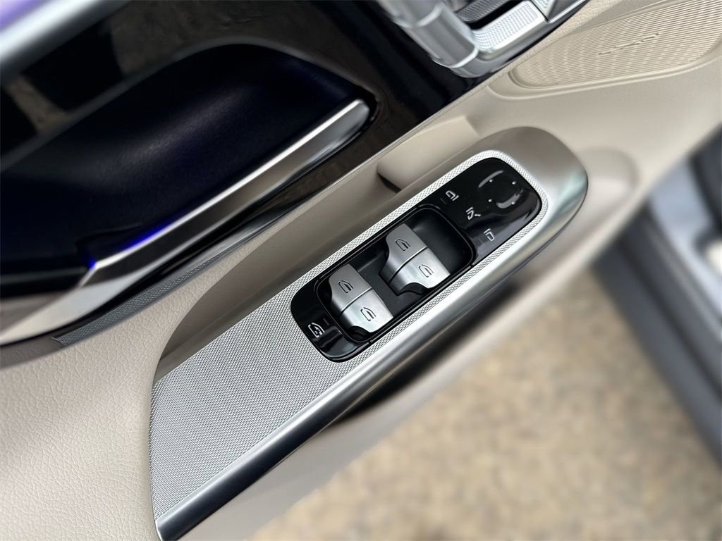 Certified 2026 Mercedes-Benz GLC 300 4MATIC image 13