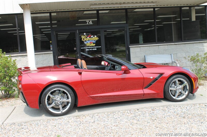 Used 2015 Chevrolet Corvette Stingray Convertible w/ 2LT Preferred Equipment Group RWD image 20