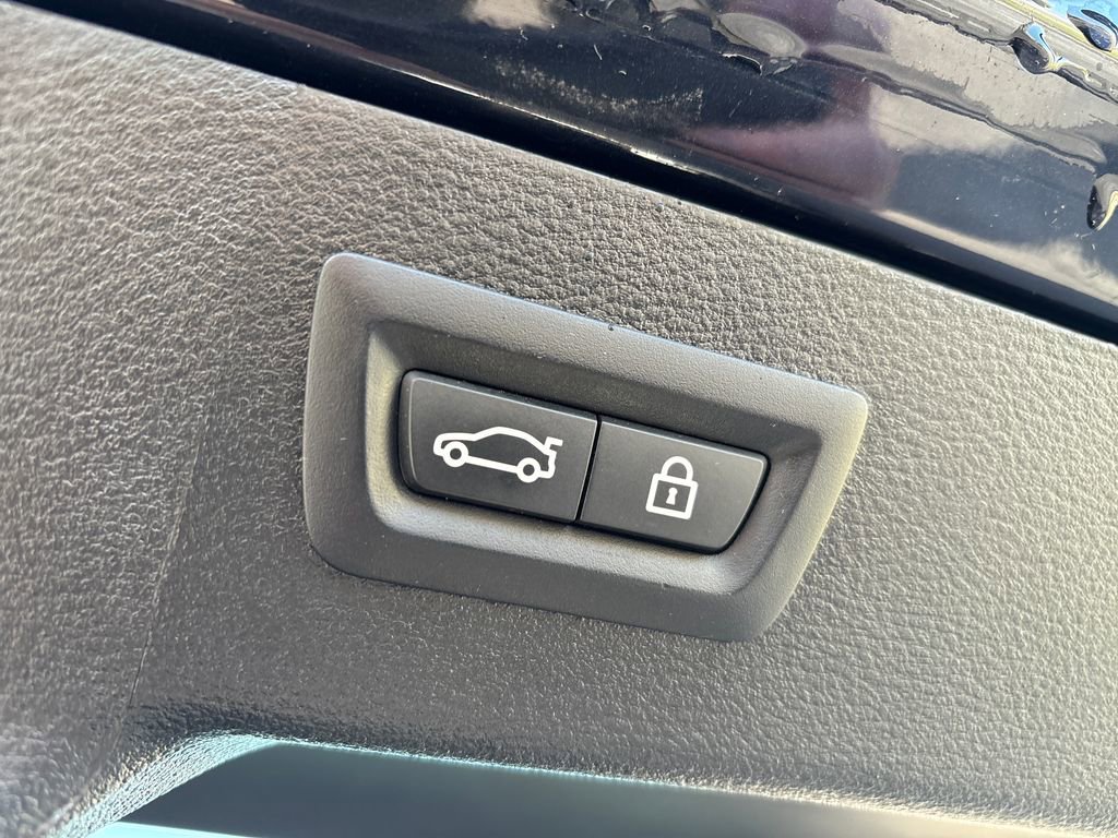 Used 2018 BMW X6 sDrive35i w/ M Sport Package image 37