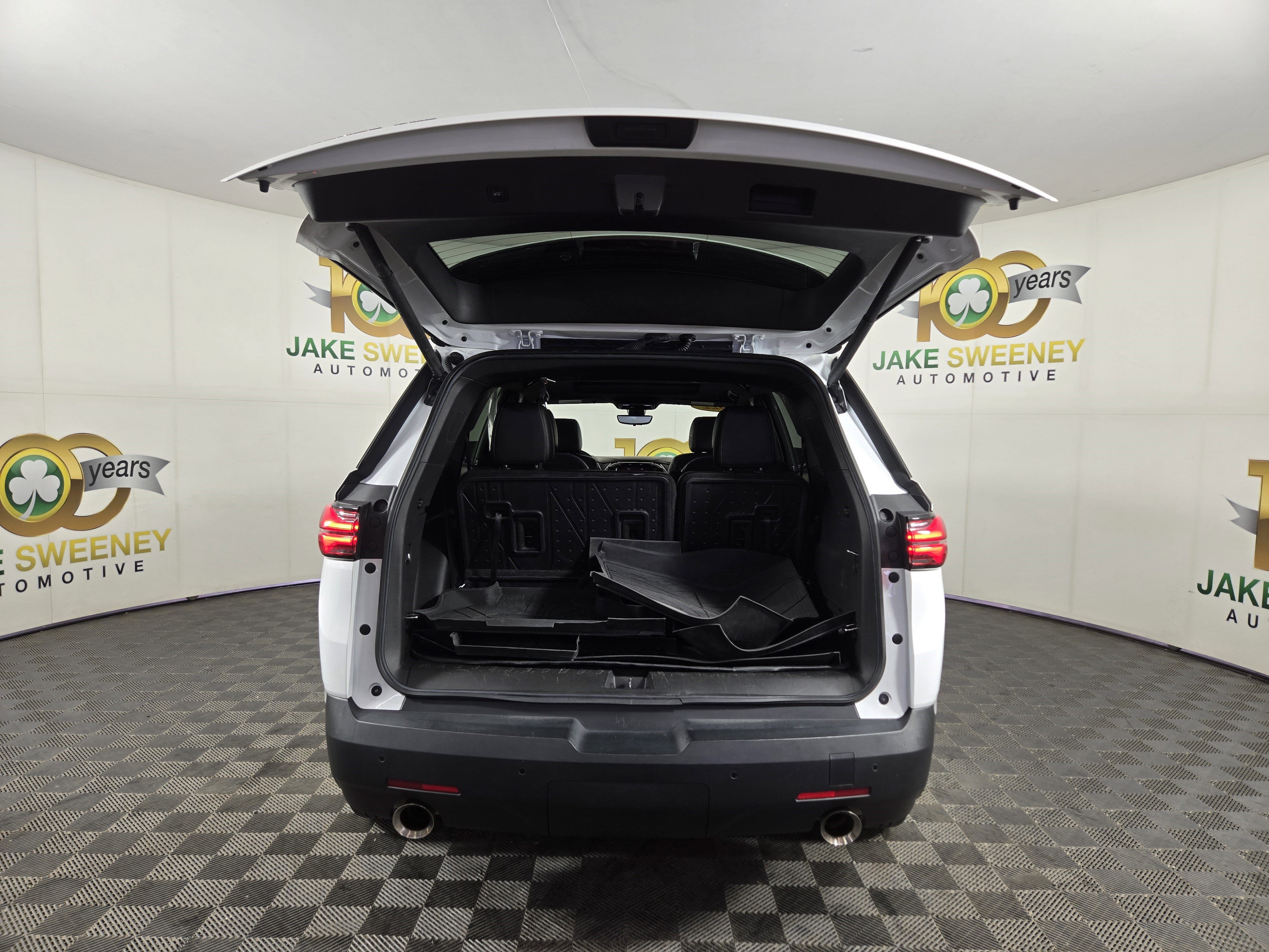 Used 2022 Chevrolet Traverse LT AWD/4WD image 34
