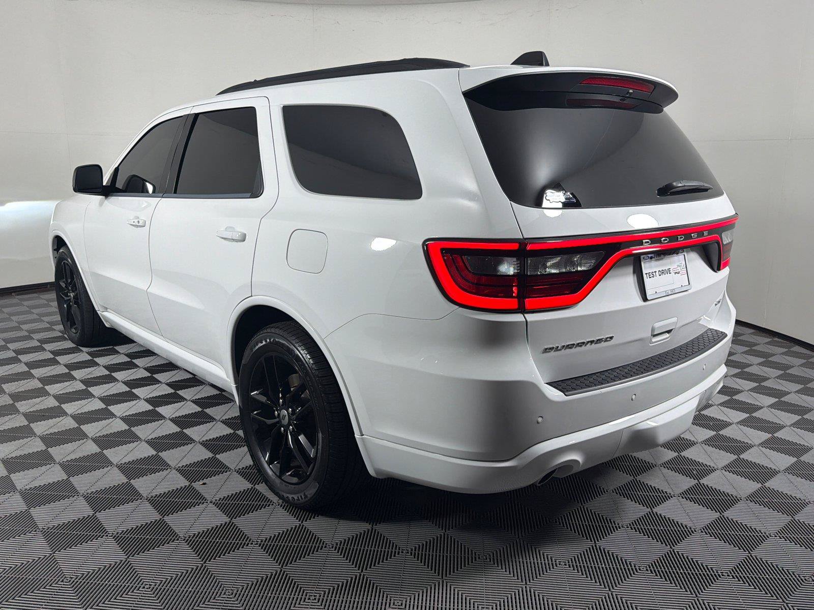 Used 2023 Dodge Durango GT RWD image 5