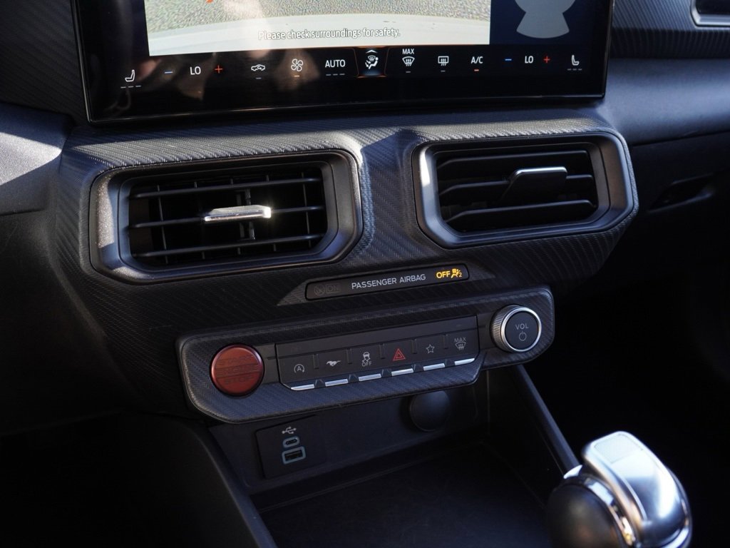 Used 2024 Ford Mustang Convertible image 16