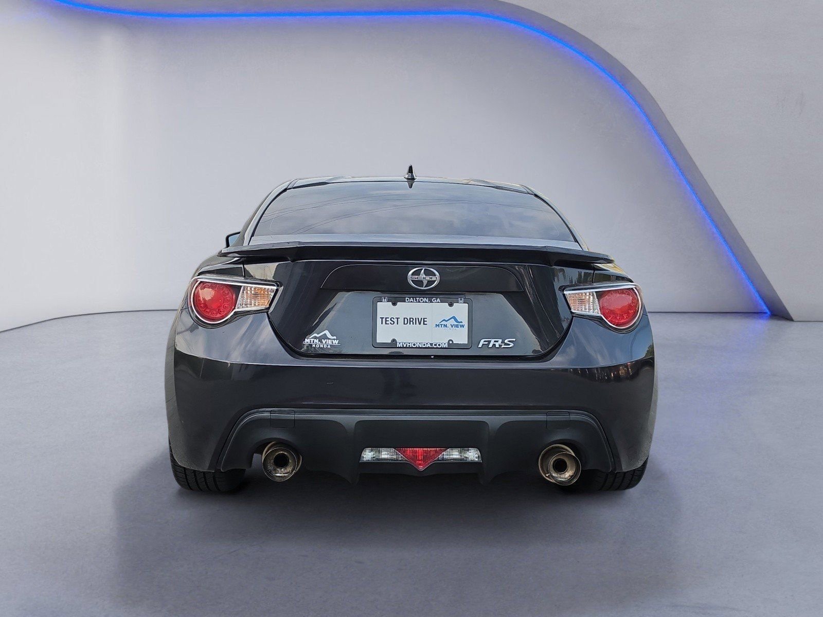 Used 2015 Scion FR-S image 4