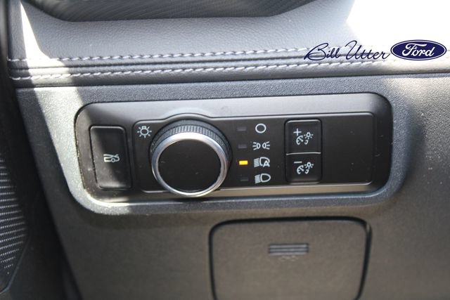 Used 2025 Ford Mustang Premium RWD image 22