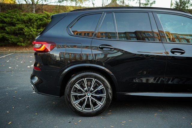 Used 2023 BMW X5 M50i w/ Executive Package image 10