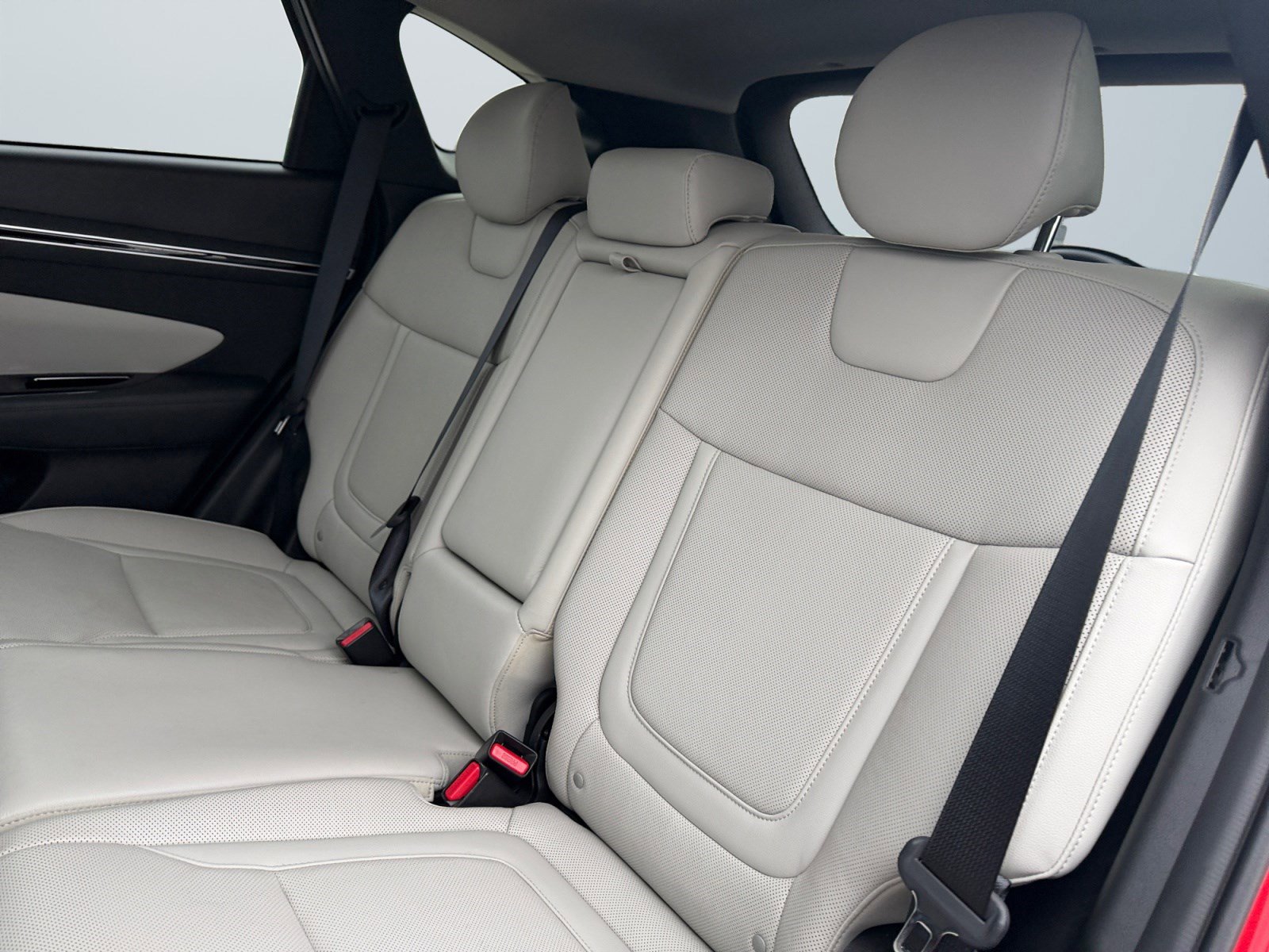 Certified 2023 Hyundai Tucson Limited w/ Cargo Package image 15