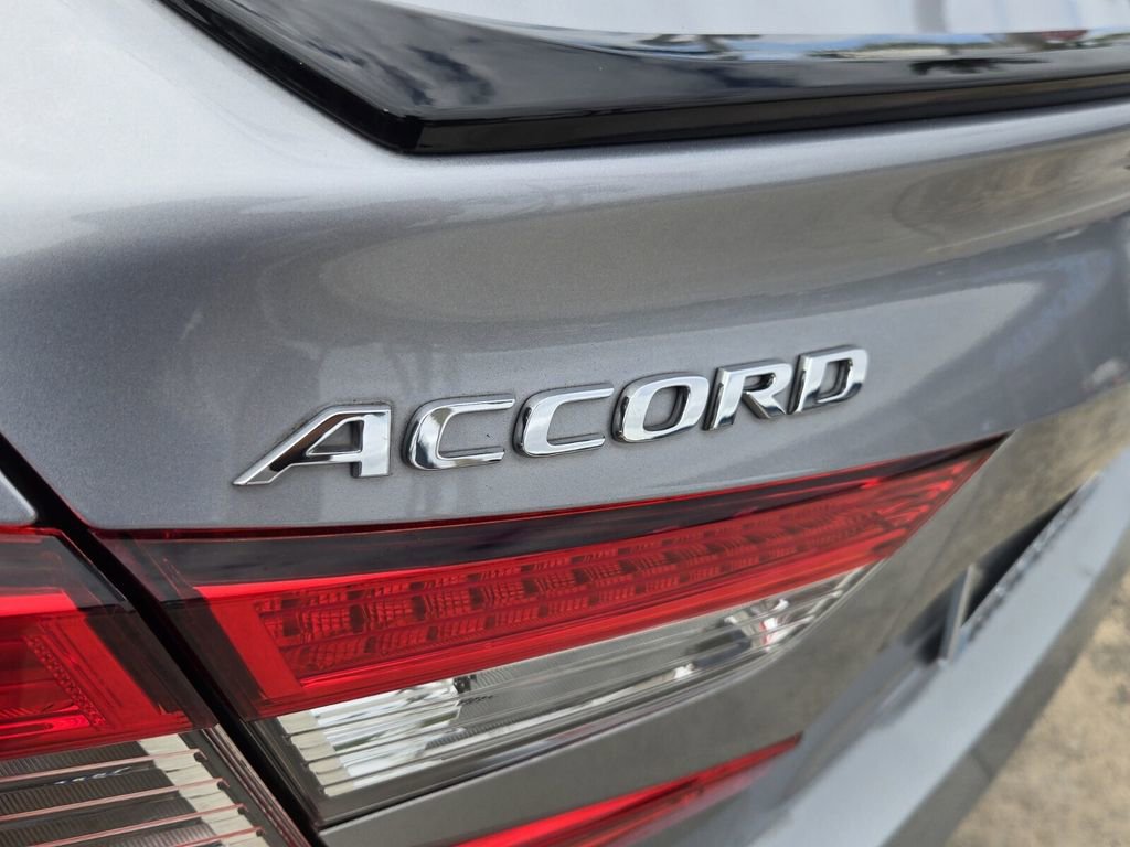 Used 2022 Honda Accord Sport image 14