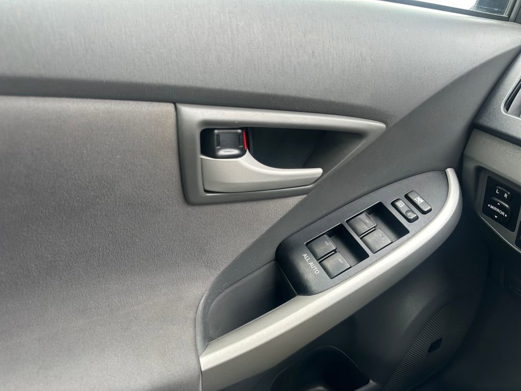 Used 2010 Toyota Prius Two image 11