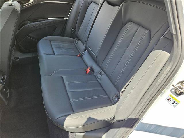 Used 2023 Audi Q4 e-tron Prestige AWD/4WD image 19