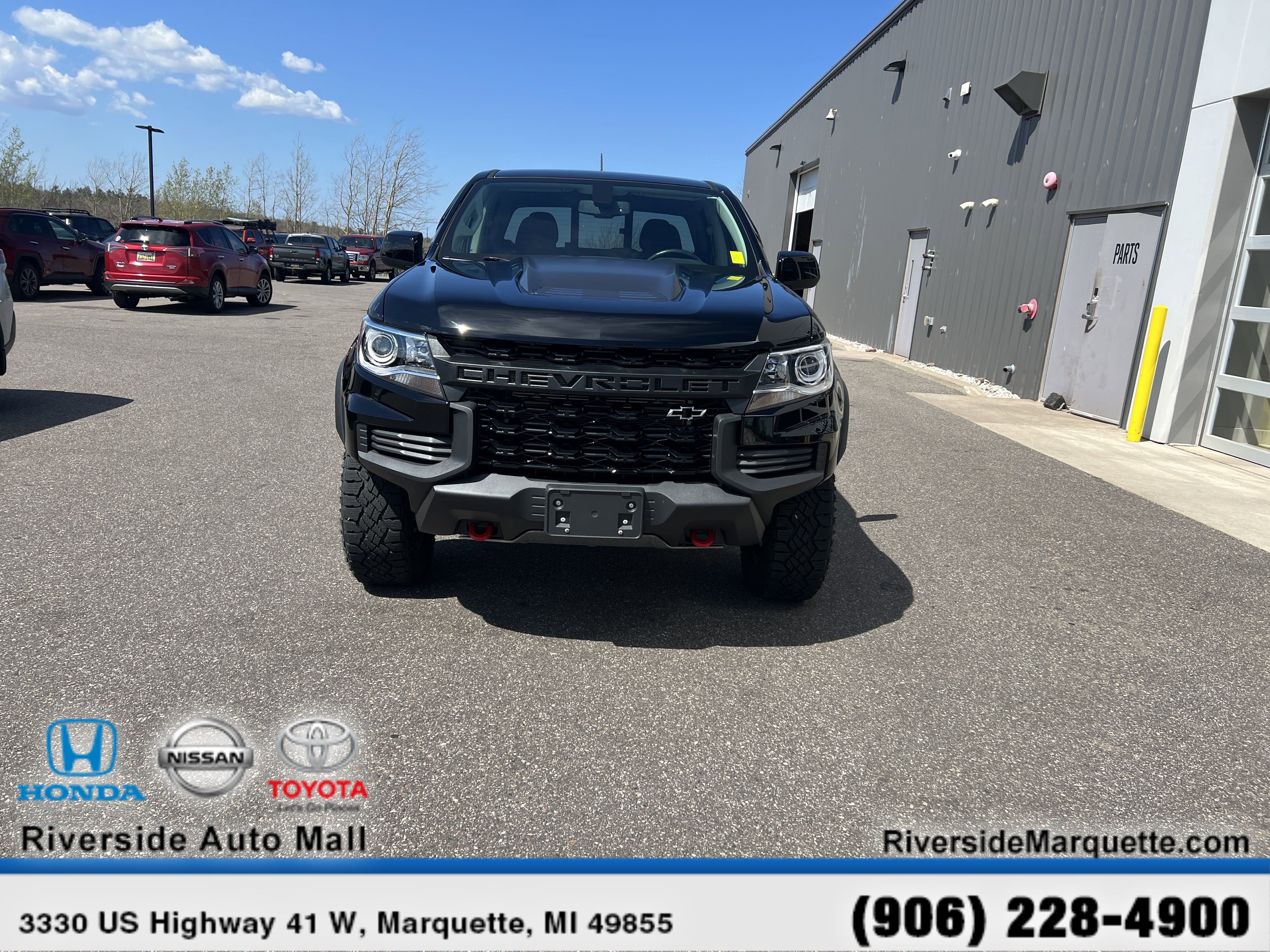 Used 2022 Chevrolet Colorado ZR2 image 2