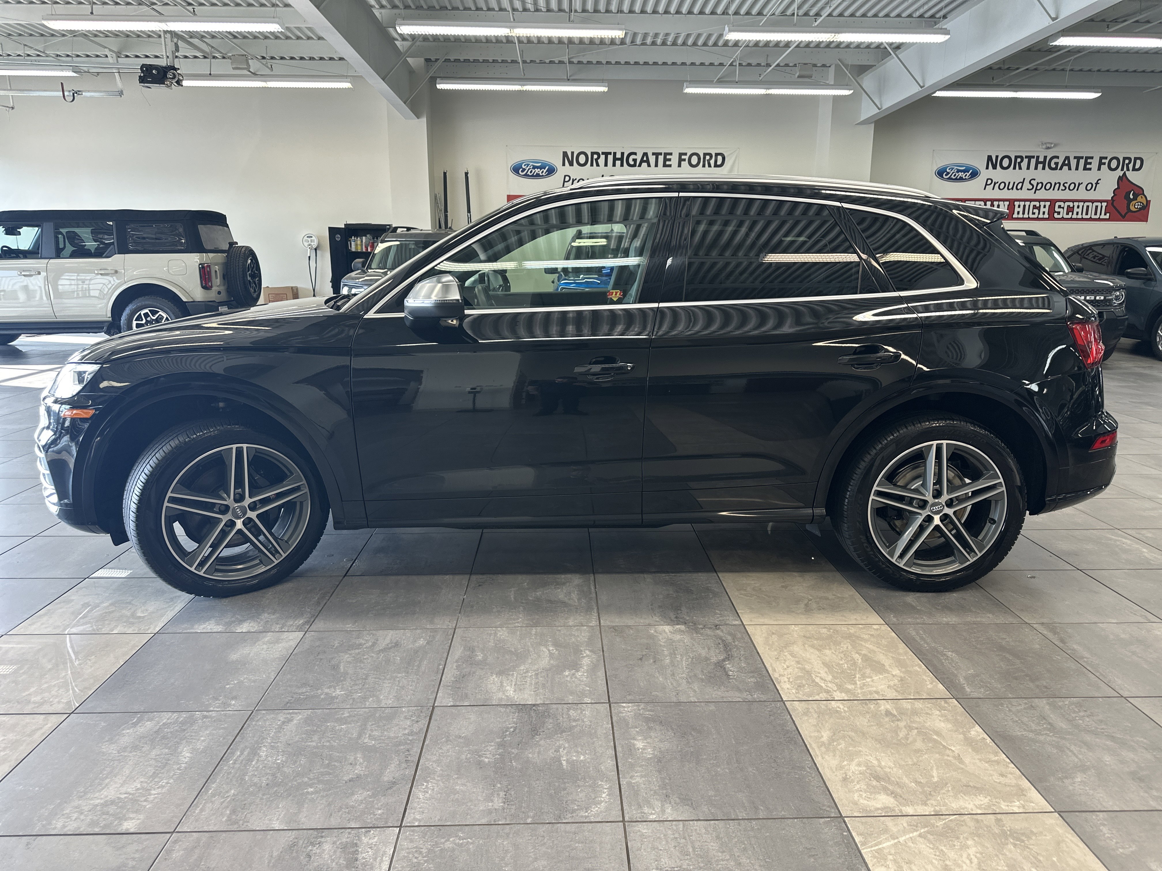 Used 2019 Audi SQ5 Premium Plus w/ Premium Plus Package image 15
