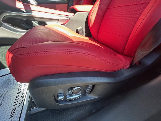 New 2025 Jaguar F-PACE R-Dynamic S image 17