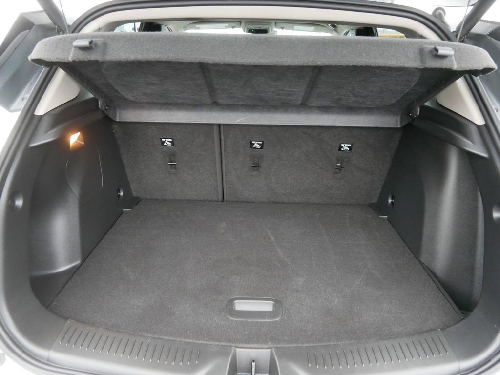 Used 2023 Buick Encore GX Select image 8