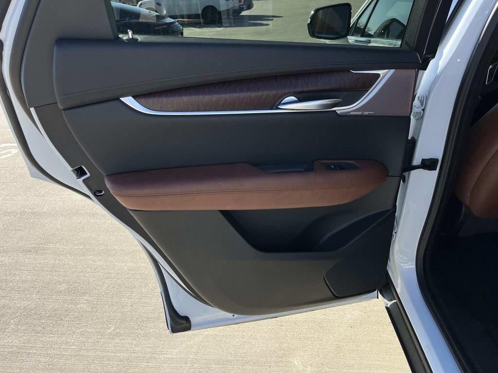 New 2026 Cadillac XT5 Premium Luxury w/ Driver Assist Package AWD/4WD image 18