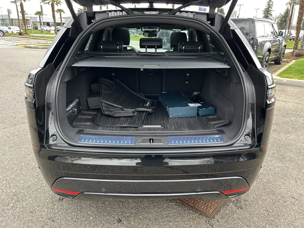 New 2026 Land Rover Range Rover Velar Dynamic SE AWD/4WD image 16