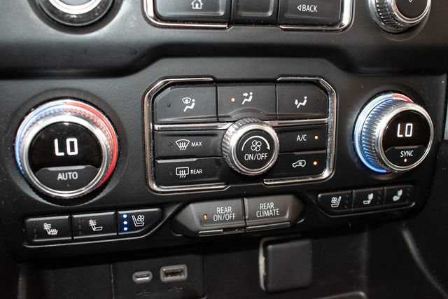Used 2021 GMC Yukon XL SLT w/ SLT Luxury Plus Package RWD image 34