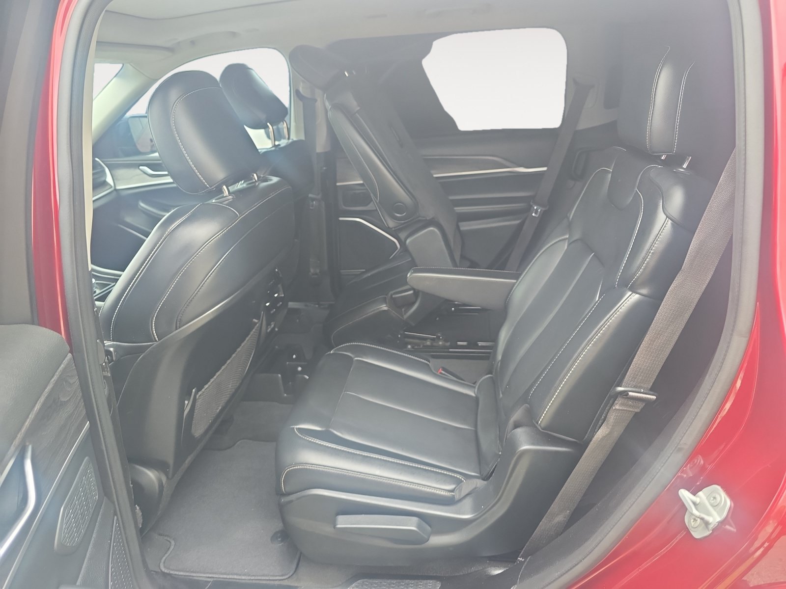 Used 2021 Jeep Grand Cherokee L Limited RWD image 24