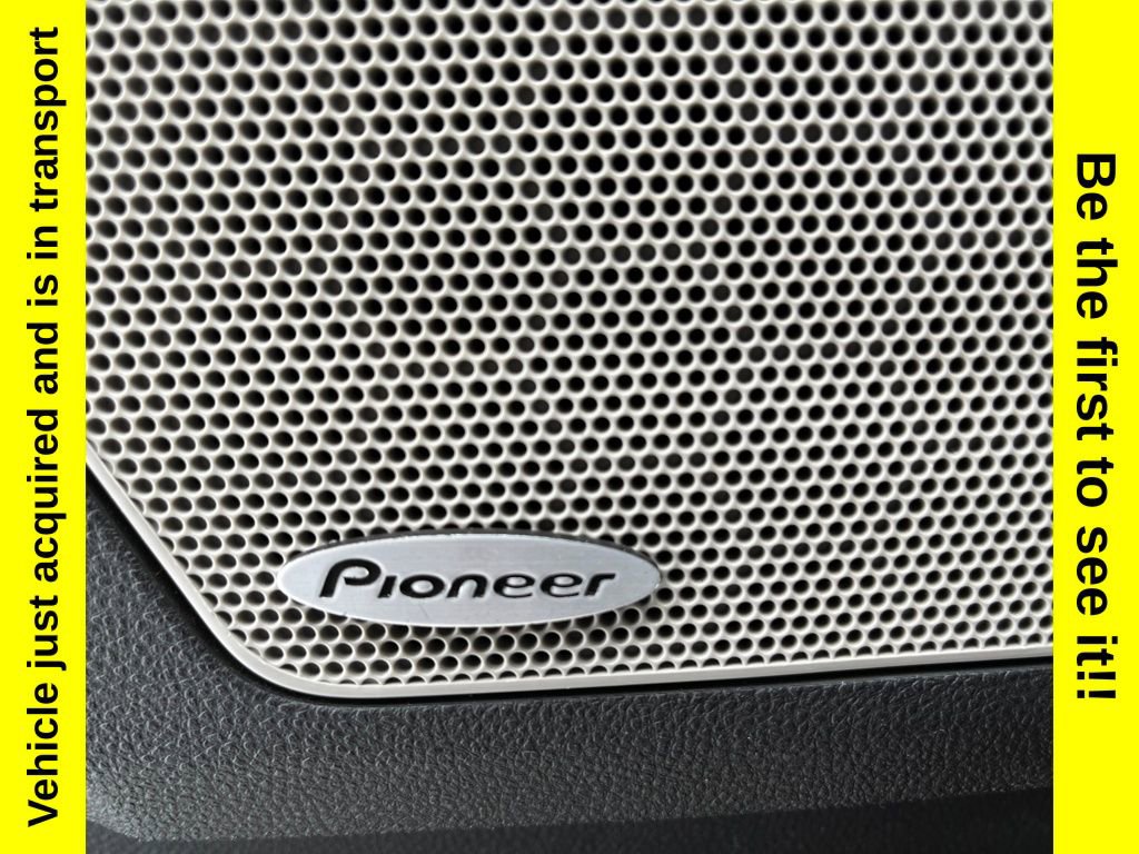 Used 2016 Chevrolet Equinox LTZ w/ Enhanced Convenience Package image 31