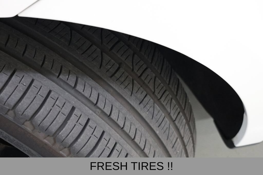 Used 2025 Porsche Macan S AWD/4WD image 7