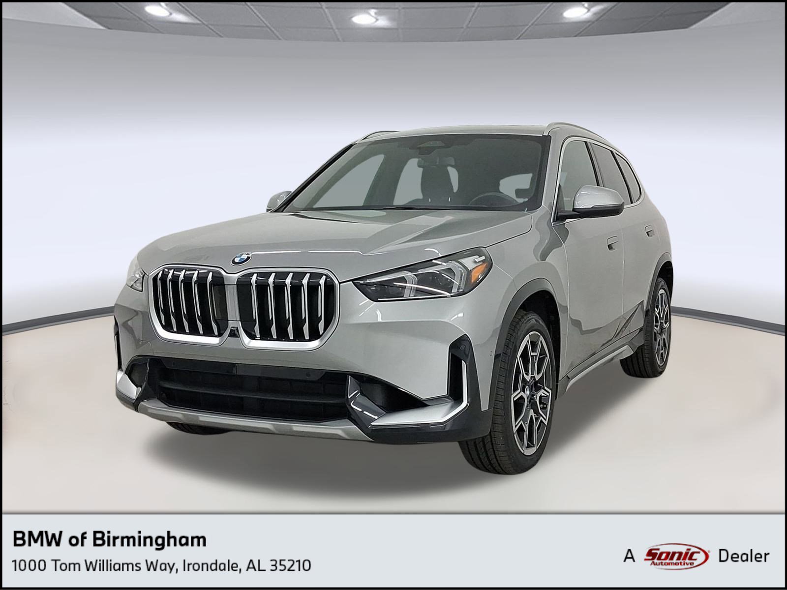 Used 2025 BMW X1 xDrive28i image 1