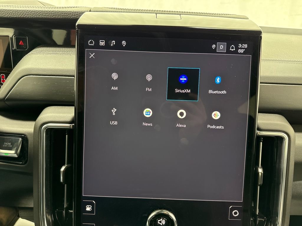 Used 2025 GMC Yukon Denali image 33