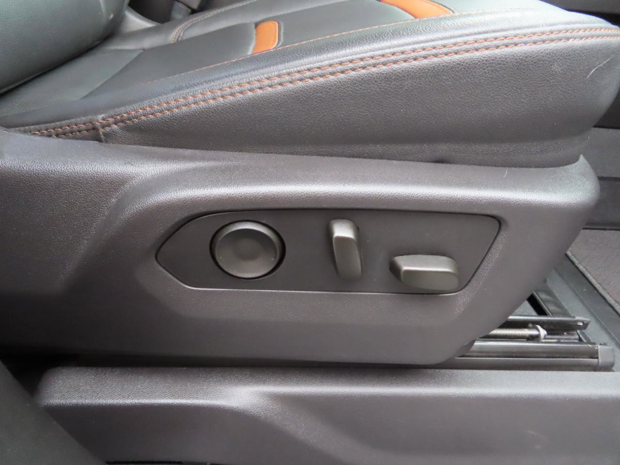 Used 2024 GMC Sierra 2500 AT4 w/ AT4 Premium Plus Package image 51