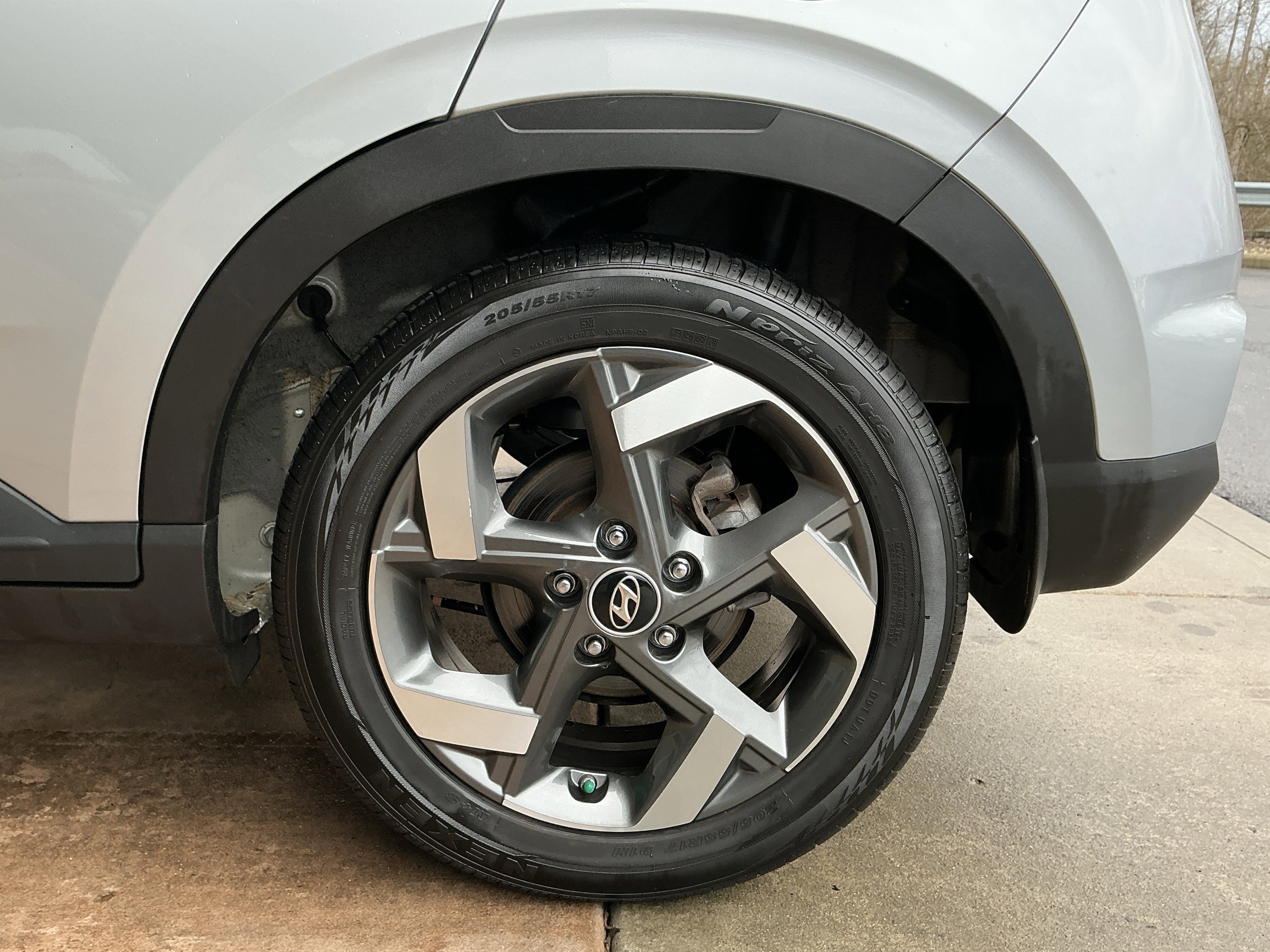 Used 2023 Hyundai Venue SEL image 27