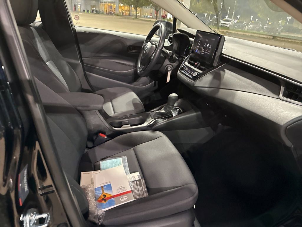 Used 2026 Toyota Corolla LE FWD image 15