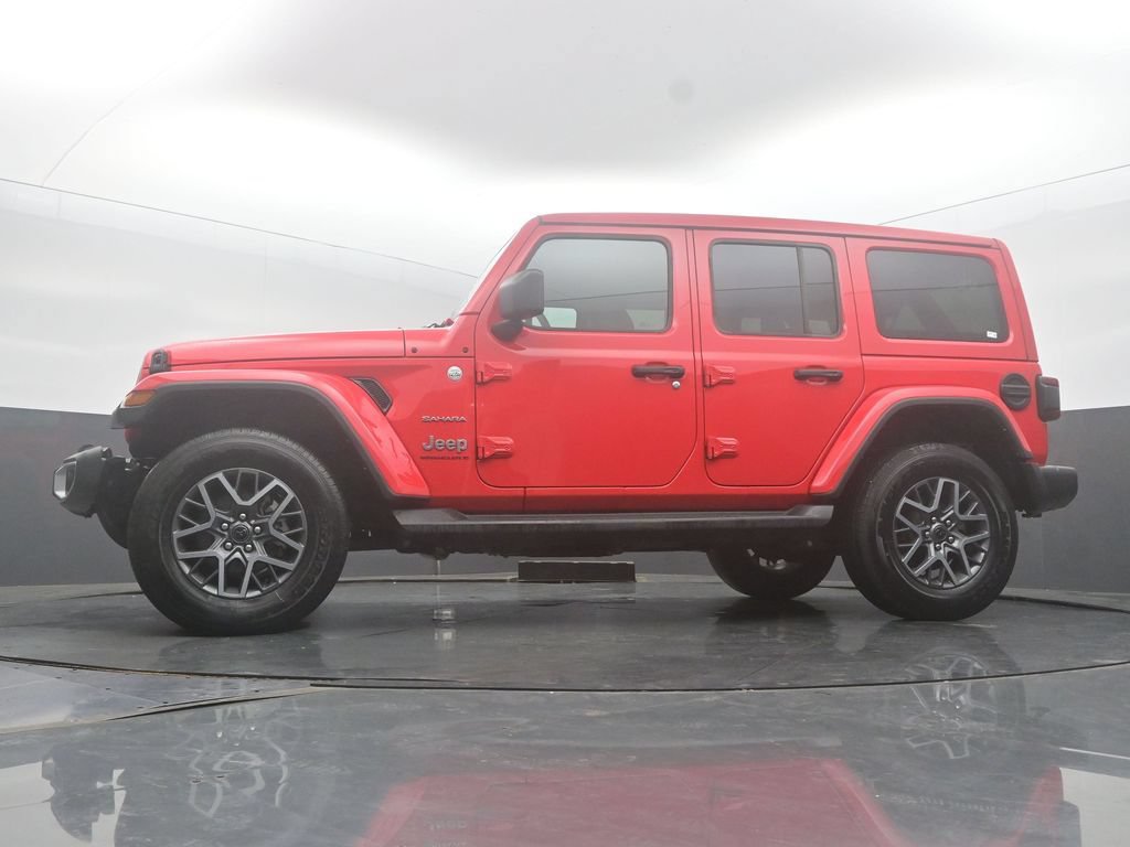 Used 2024 Jeep Wrangler Unlimited Sahara w/ Technology Group AWD/4WD image 51