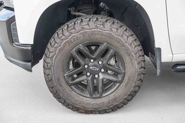 Used 2020 Chevrolet Silverado 1500 Custom Trail Boss w/ Custom Convenience Package image 9