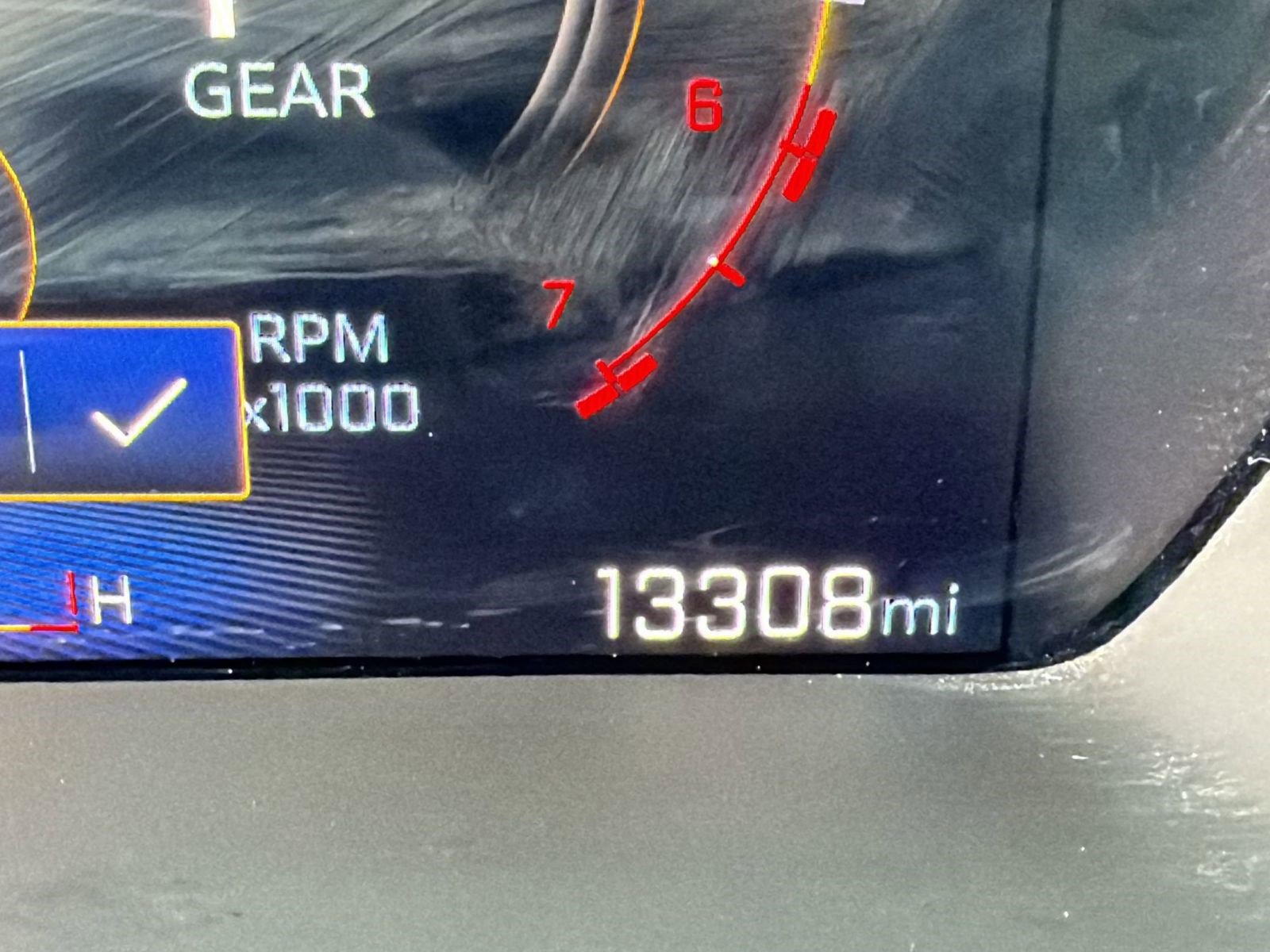 Used 2024 Chevrolet Colorado LT w/ LT Convenience Package II AWD/4WD image 18