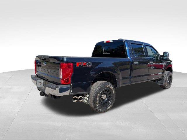 Used 2022 Ford F250 XLT w/ FX4 Off-Road Package AWD/4WD image 3
