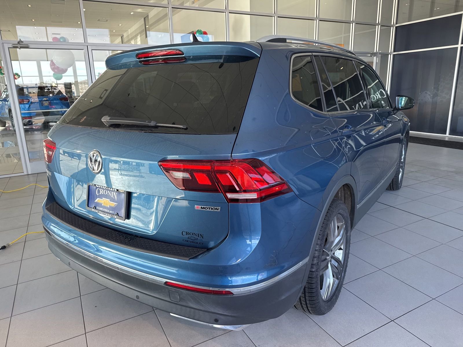 Used 2020 Volkswagen Tiguan SEL w/ 3rd Row Seat Package image 4