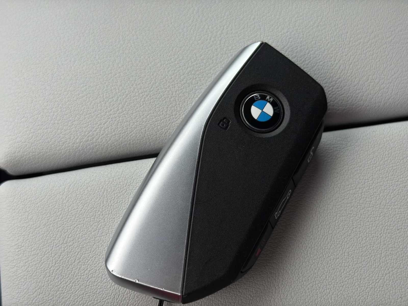 Used 2024 BMW X5 xDrive40i w/ Premium Package AWD/4WD image 23