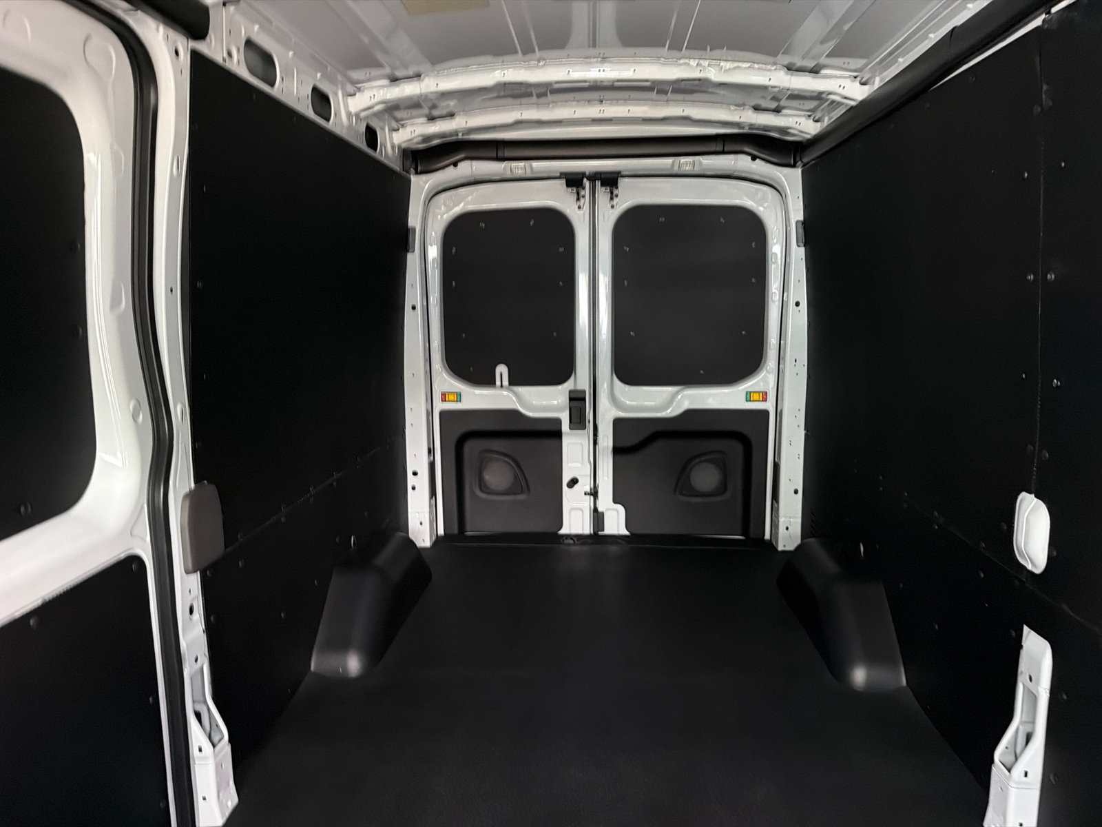 New 2026 Ford Transit 150 148 Medium Roof AWD w/ Load Area Protection Package image 22