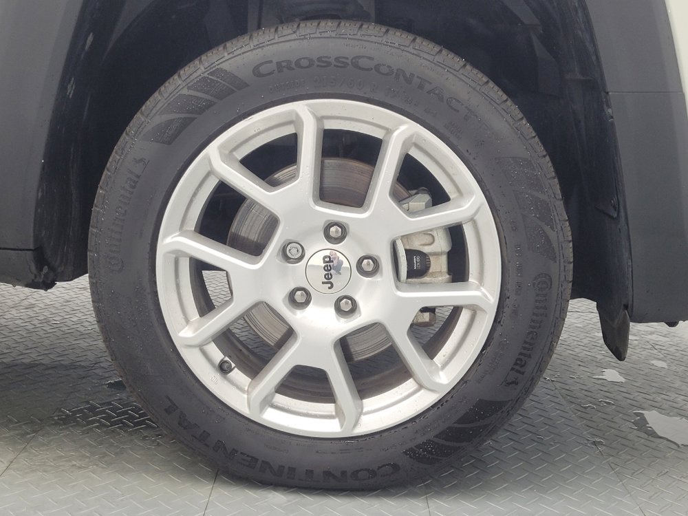 Used 2022 Jeep Renegade Latitude w/ Convenience Group image 31