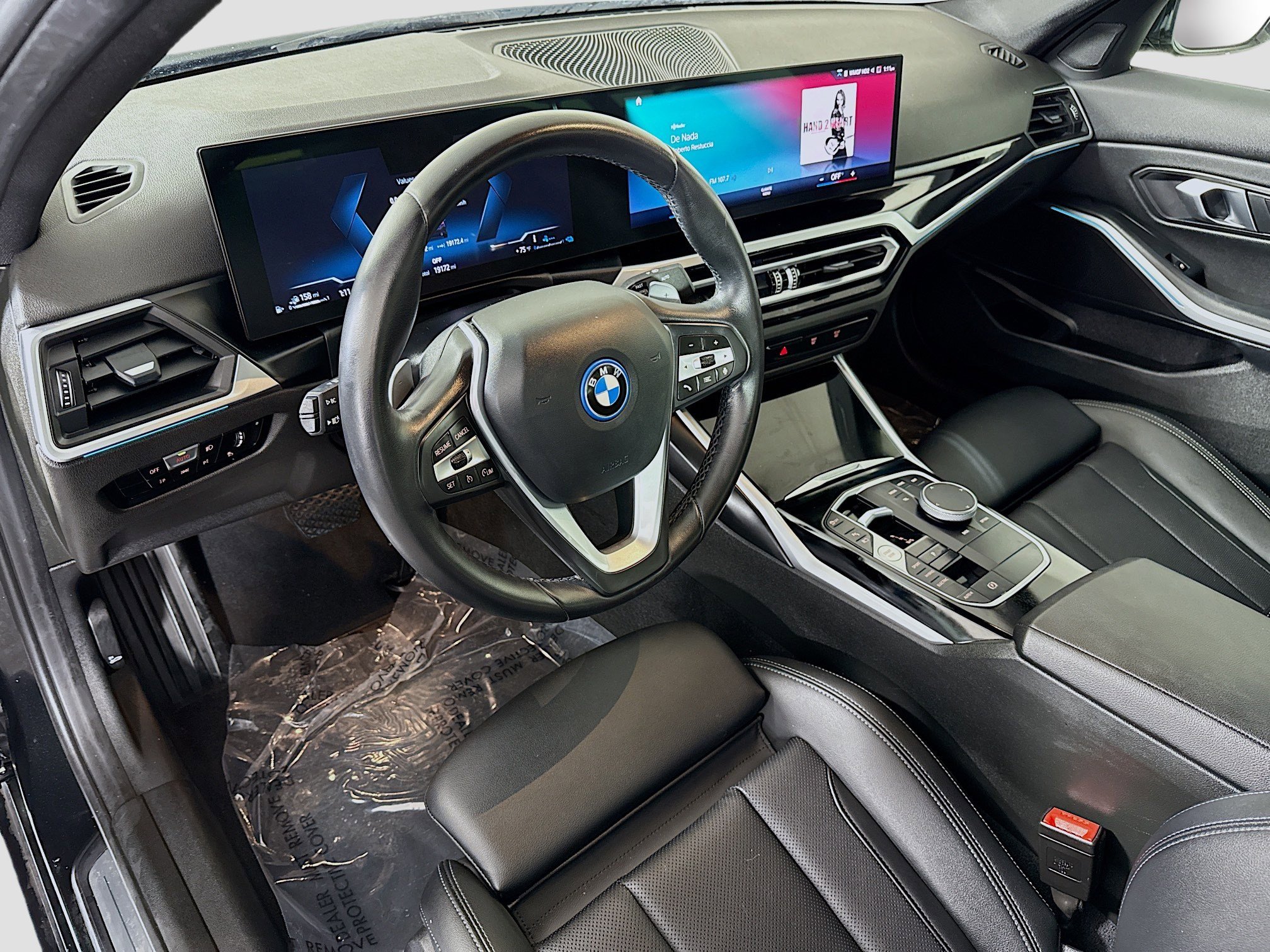 Used 2024 BMW 330e image 23