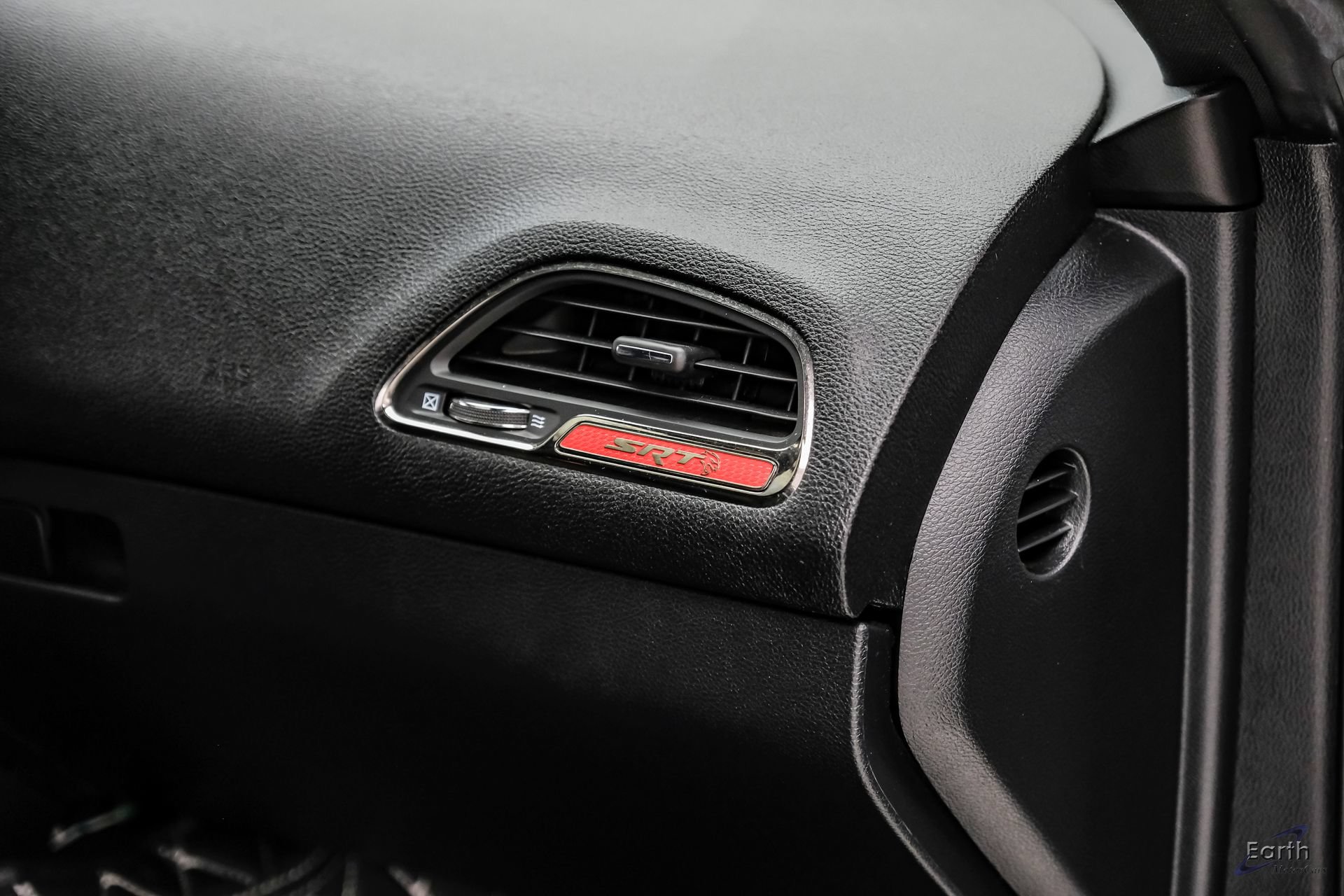Used 2018 Dodge Challenger SRT Hellcat RWD image 68