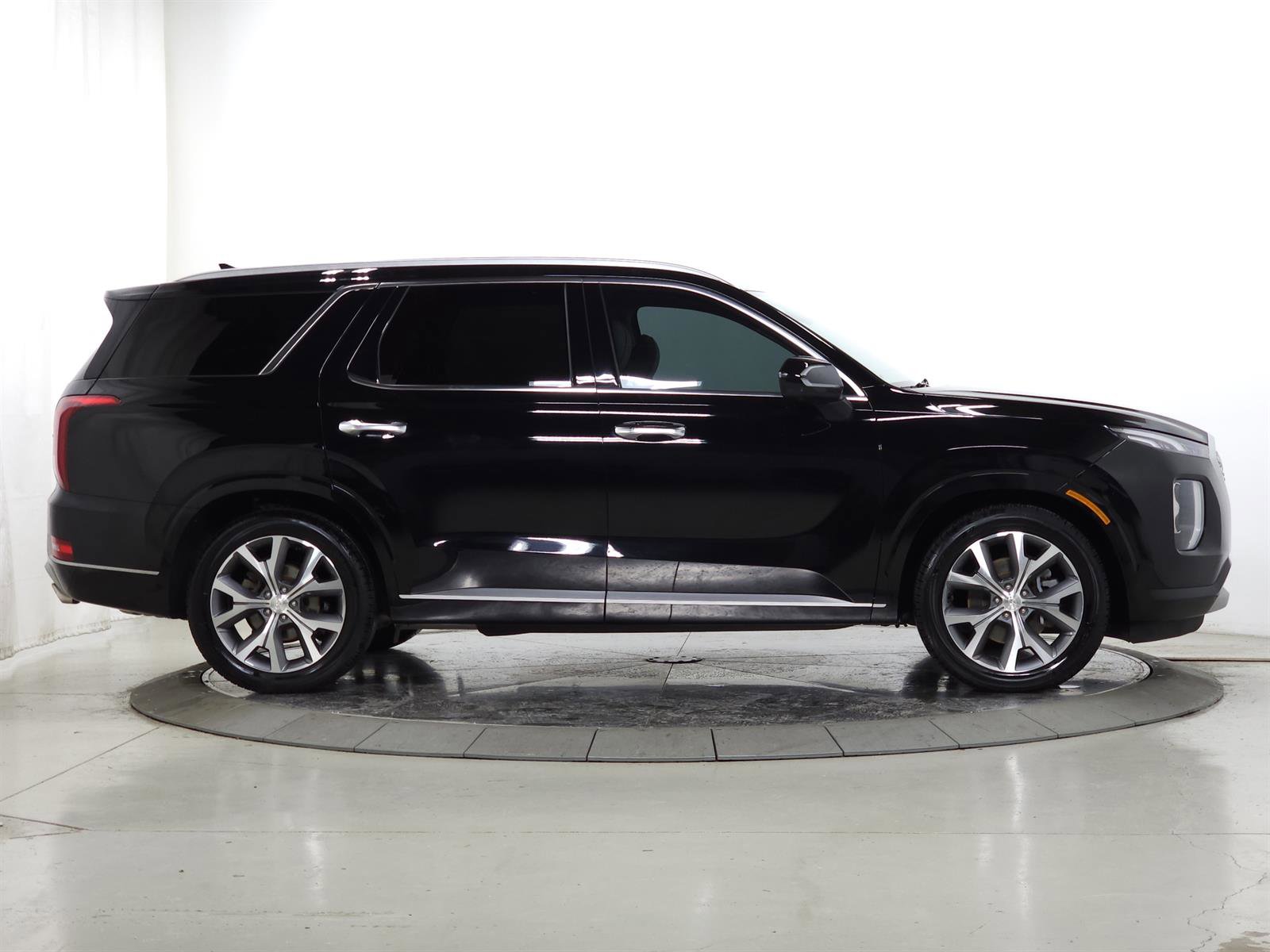 Used 2022 Hyundai Palisade Limited image 11