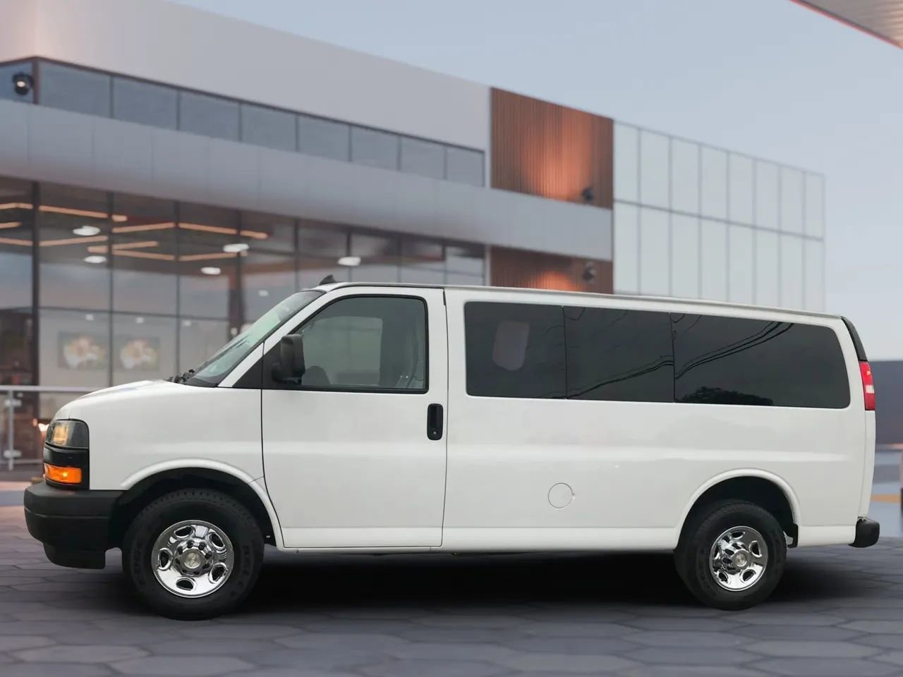 Used 2022 Chevrolet Express 2500 LS image 4