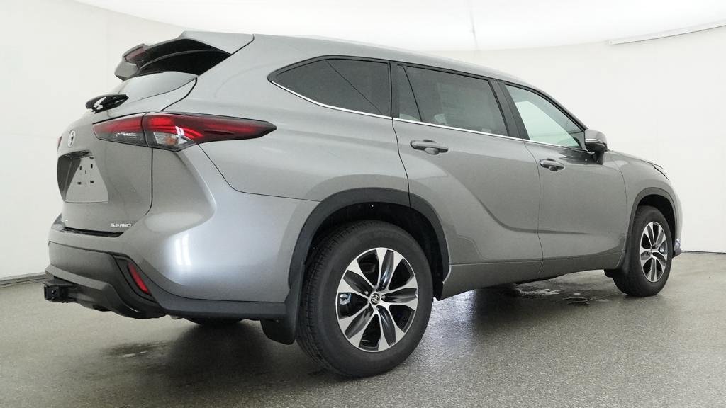 New 2026 Toyota Highlander XLE AWD/4WD image 8