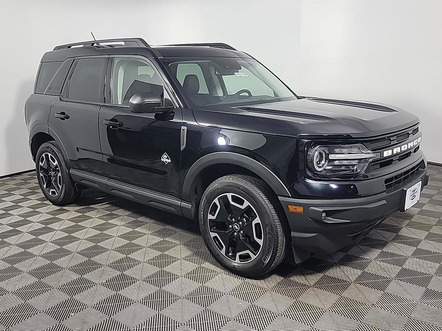 Used 2021 Ford Bronco Sport Outer Banks image 1