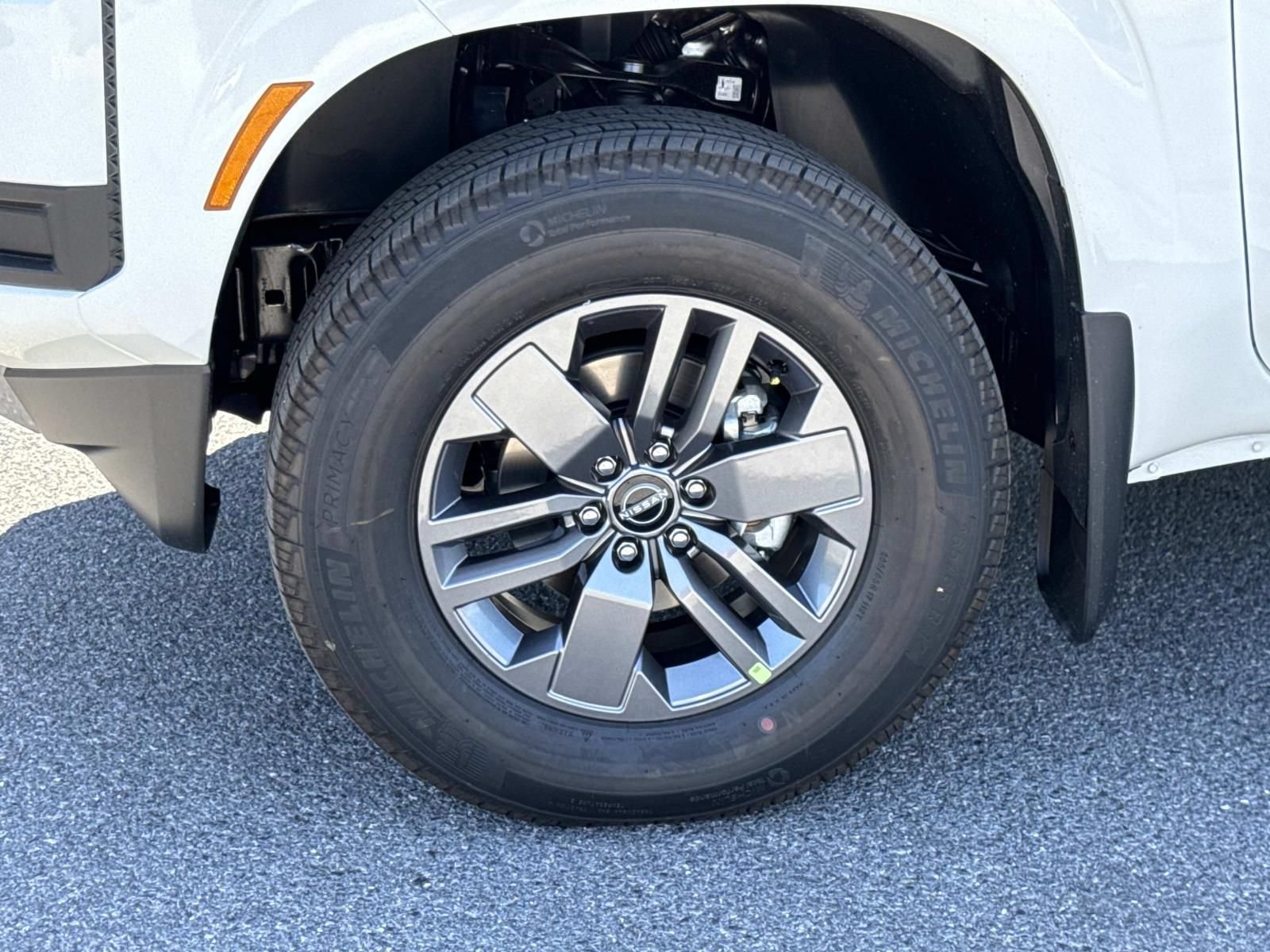 New 2027 Nissan Frontier SV w/ SV Convenience Package AWD/4WD image 7