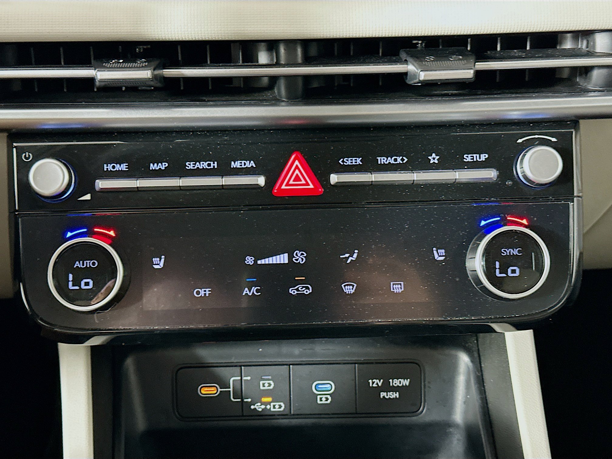 Used 2026 Hyundai Tucson SEL FWD image 23
