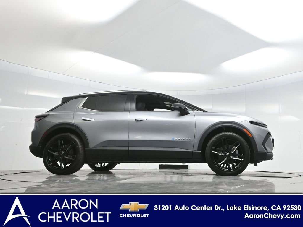 New 2026 Chevrolet Equinox EV LT image 51
