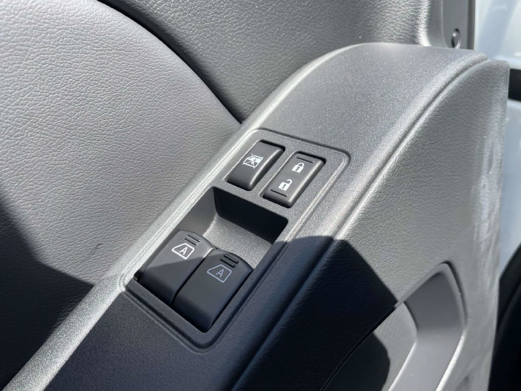 New 2027 Nissan Frontier S RWD image 12