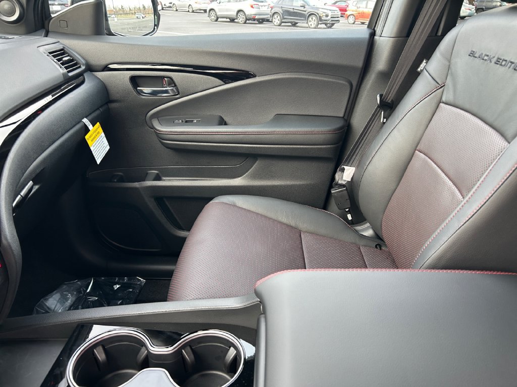 New 2026 Honda Ridgeline Black Edition image 17
