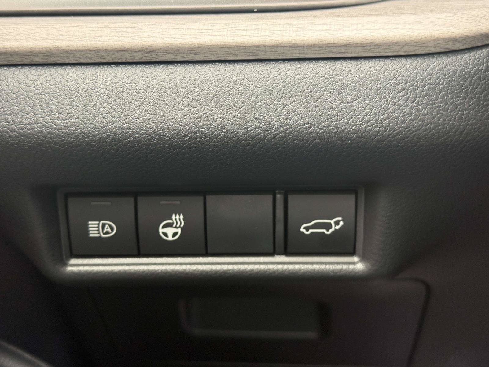 Used 2026 Toyota Grand Highlander FWD image 42