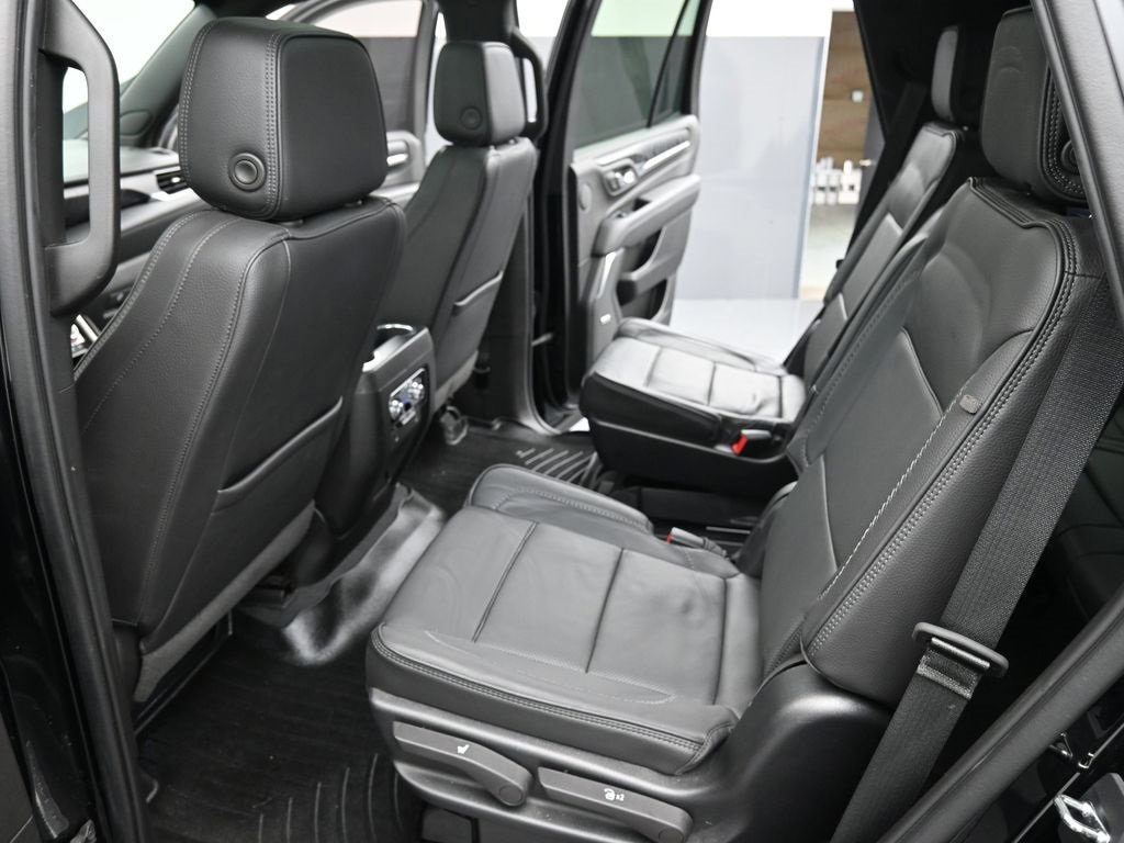 Used 2022 GMC Yukon Denali w/ Max Trailering Package image 26